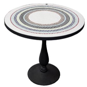 Table ronde en mosaique