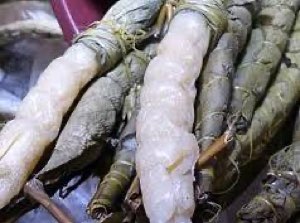 Bâton de manioc(bôbôlô) Bâton de manioc(bôbôlô)