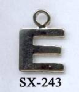 Pendentif en lettre 
