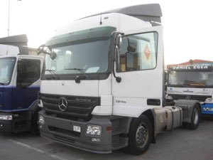TRUCKS MERCEDES ACTROS 