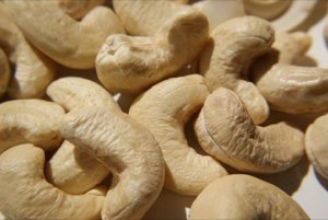 NOIX DE CAJOU A VENDRE